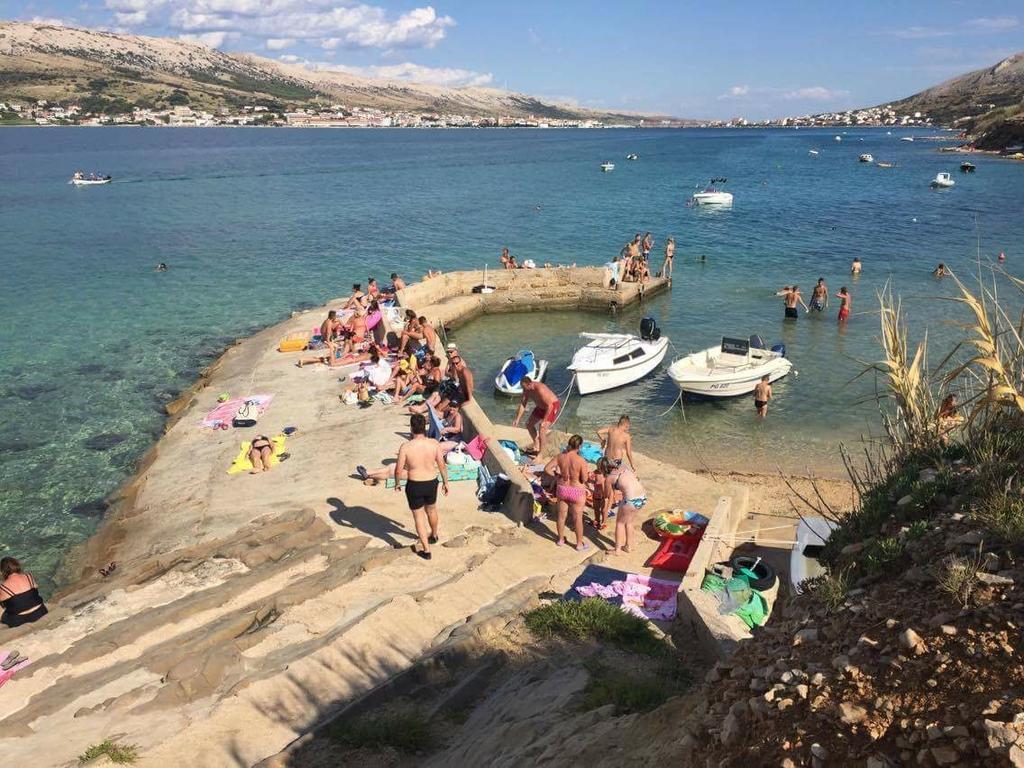 Island Of Pag Holiday Apartments Bagian luar foto