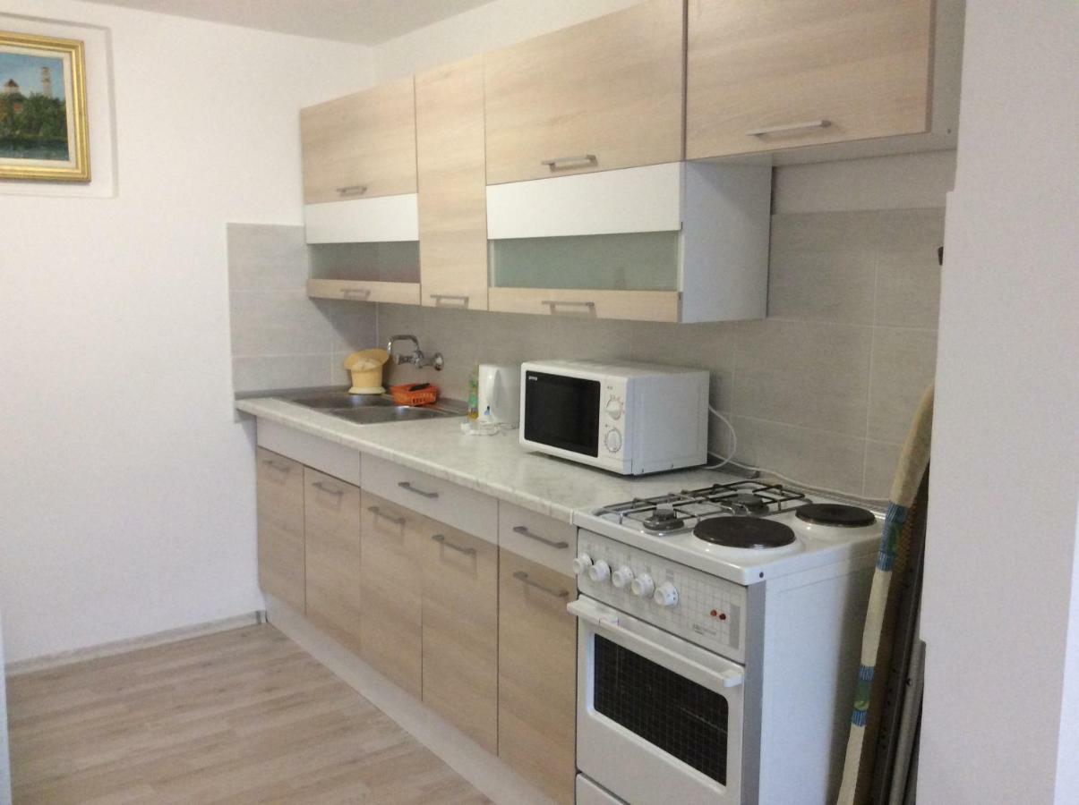 Island Of Pag Holiday Apartments Bagian luar foto