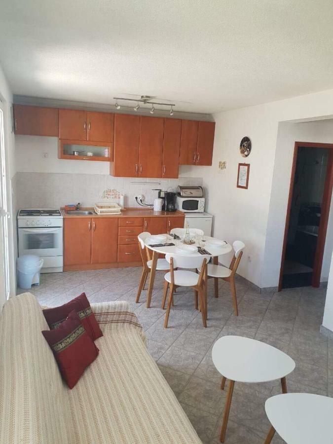 Island Of Pag Holiday Apartments Bagian luar foto