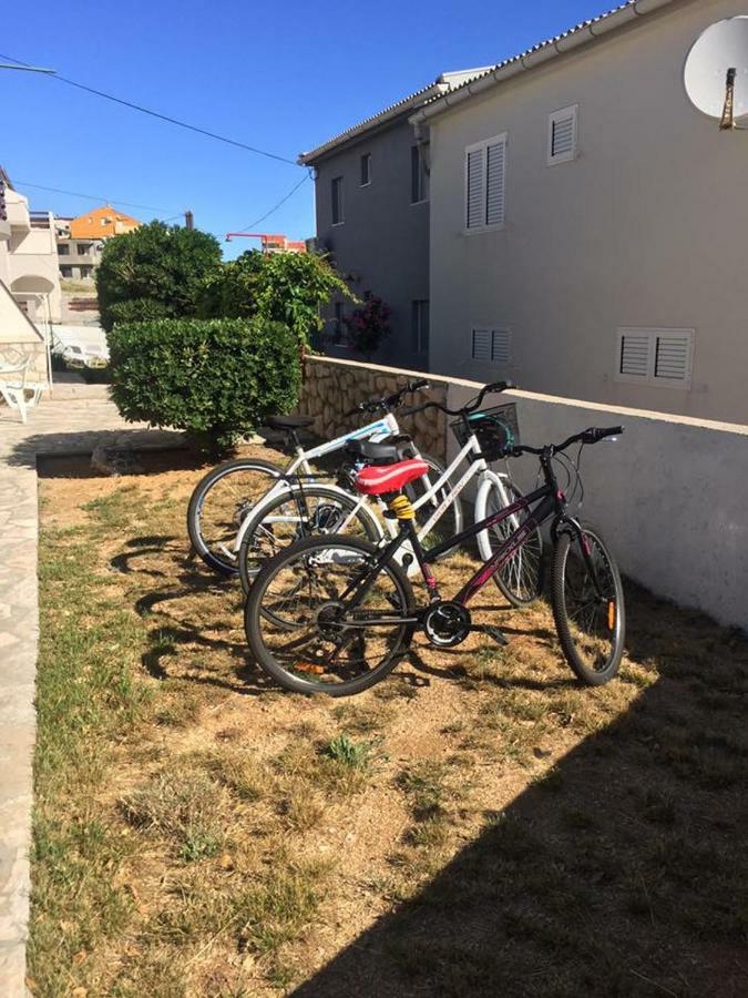 Island Of Pag Holiday Apartments Bagian luar foto