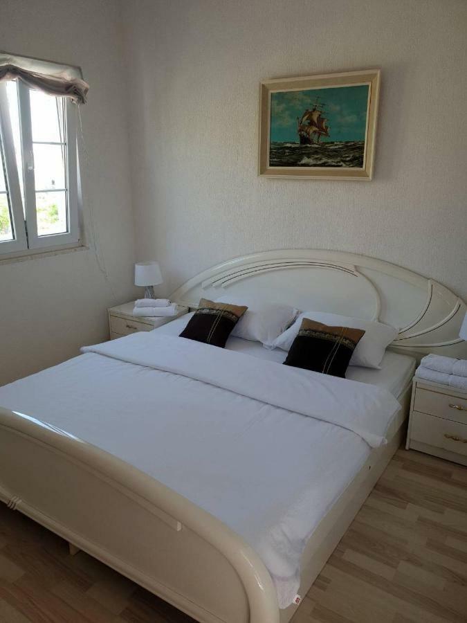 Island Of Pag Holiday Apartments Bagian luar foto
