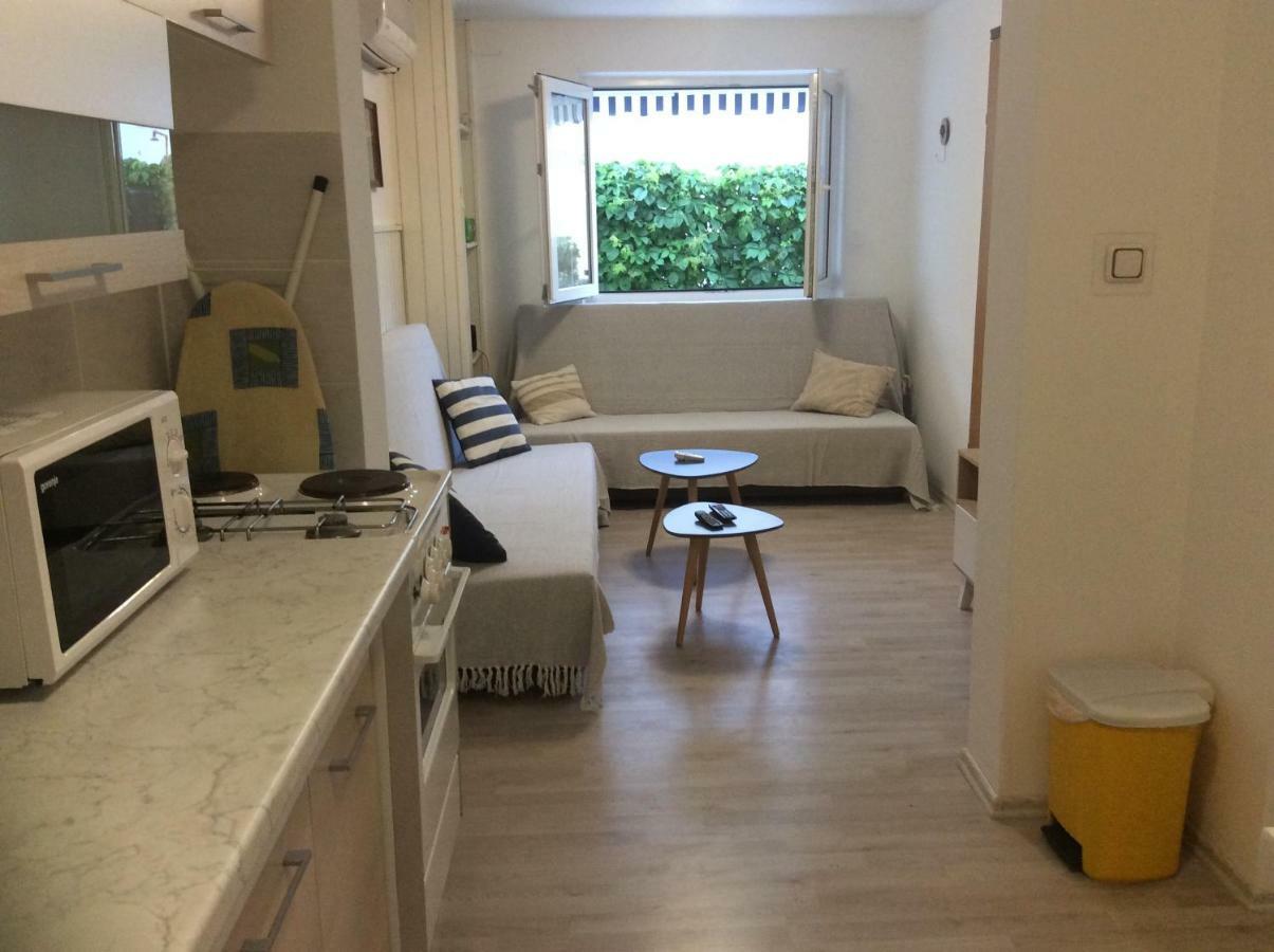 Island Of Pag Holiday Apartments Bagian luar foto