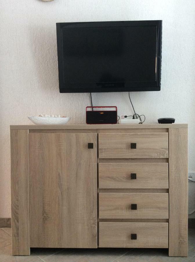 Island Of Pag Holiday Apartments Bagian luar foto