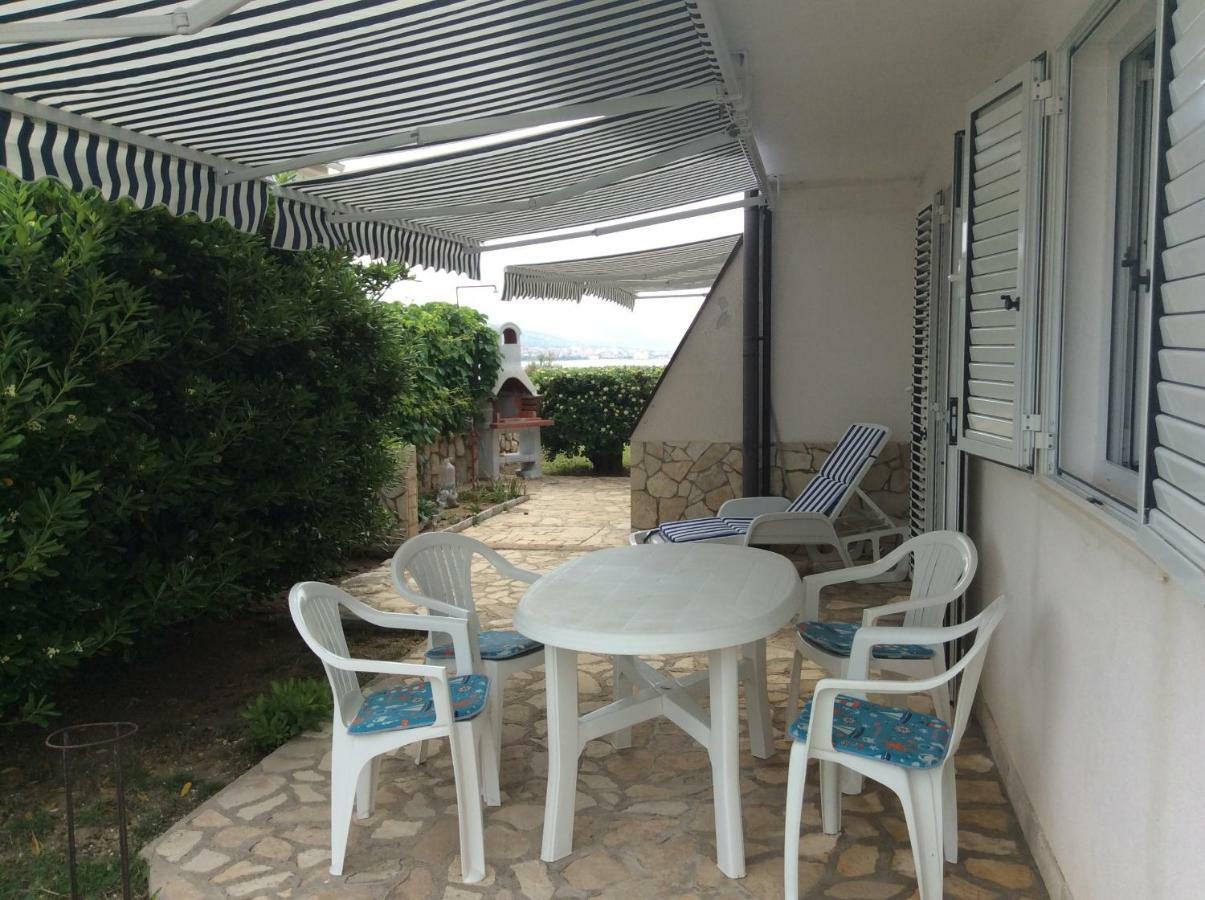Island Of Pag Holiday Apartments Bagian luar foto
