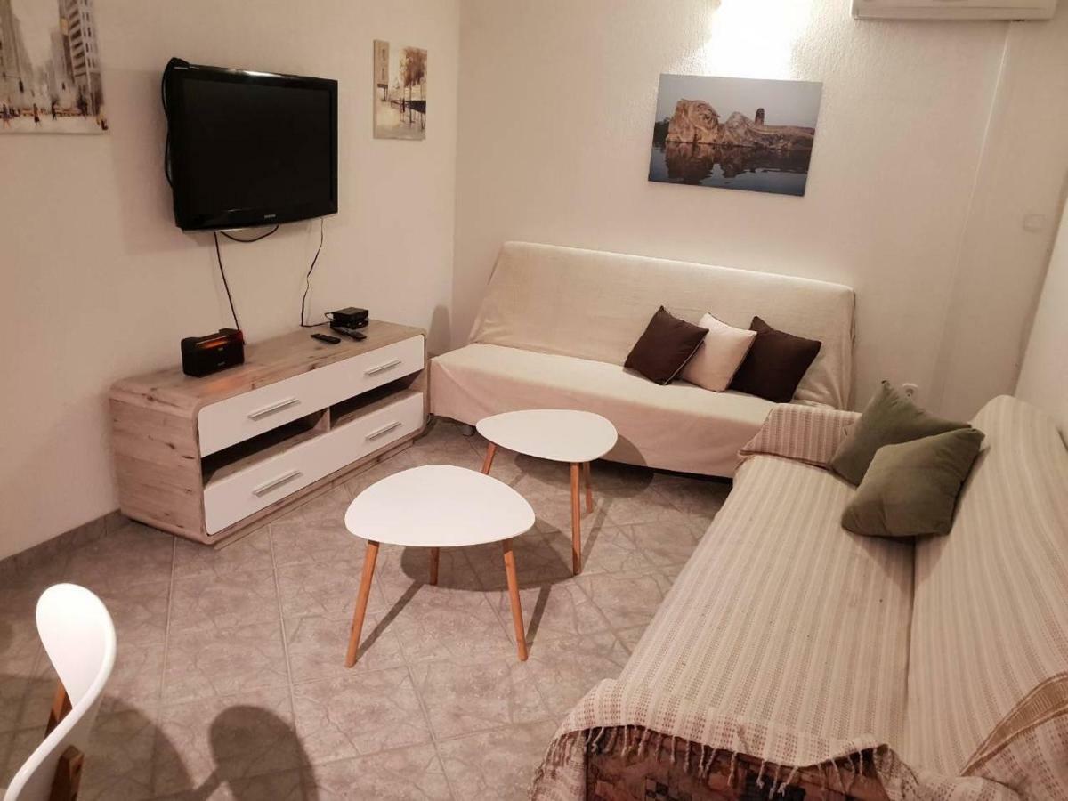 Island Of Pag Holiday Apartments Bagian luar foto