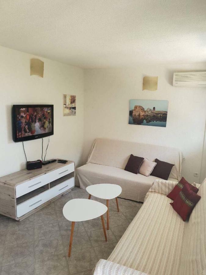 Island Of Pag Holiday Apartments Bagian luar foto